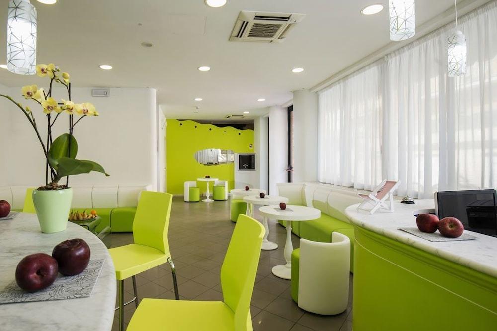Hotel Scarlet Rimini Exterior foto